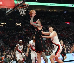 杨瀚森0分3板夏普21+7 开拓者主场不敌猛龙