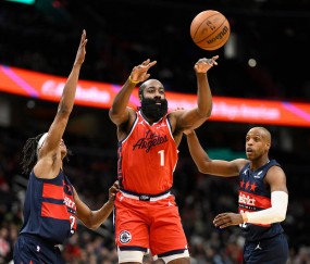 哈登36+7+9萨尔28分 快船击败奇才6连胜