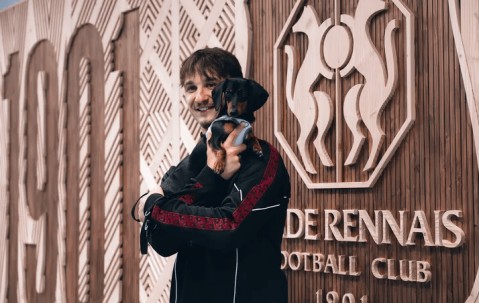 从法丙到法甲射手榜第二，他只为兑现对亡父的承诺