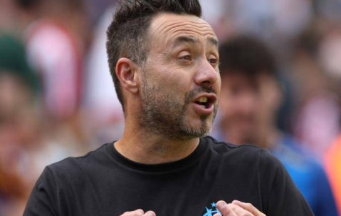 伤停报告比首发名单还长，模型预测英超焦点战，切尔西1：3曼城