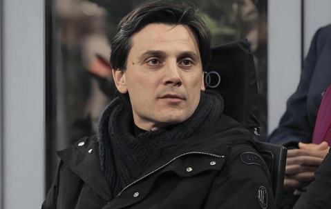 从意甲弃帅到国家队英雄！51岁蒙特拉一战封神，率土耳其冲进世界杯！